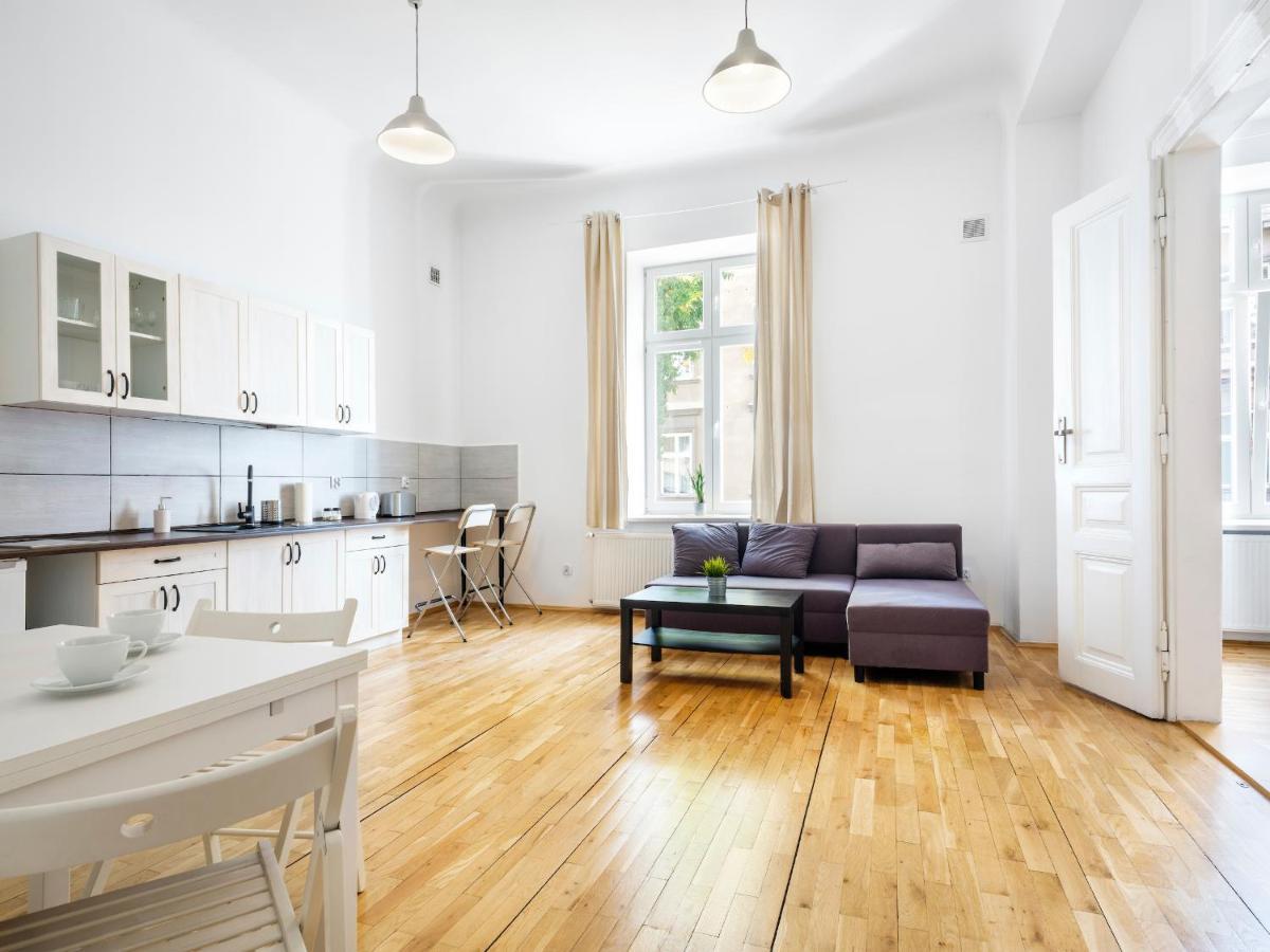 Dom Sapiehy Aparthotel Krakkó Kültér fotó