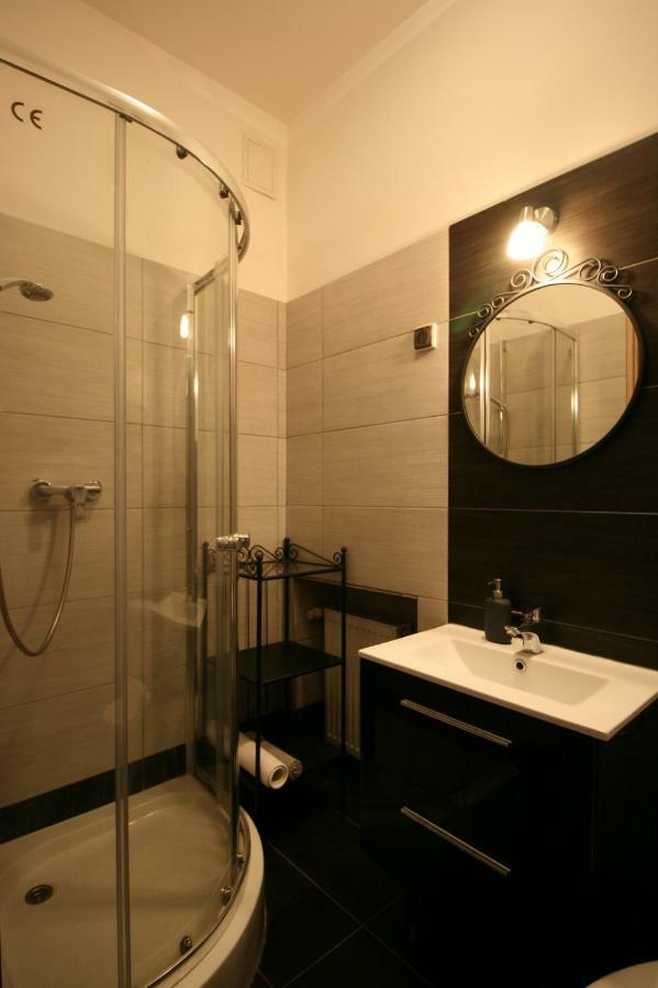 Dom Sapiehy Aparthotel Krakkó Kültér fotó