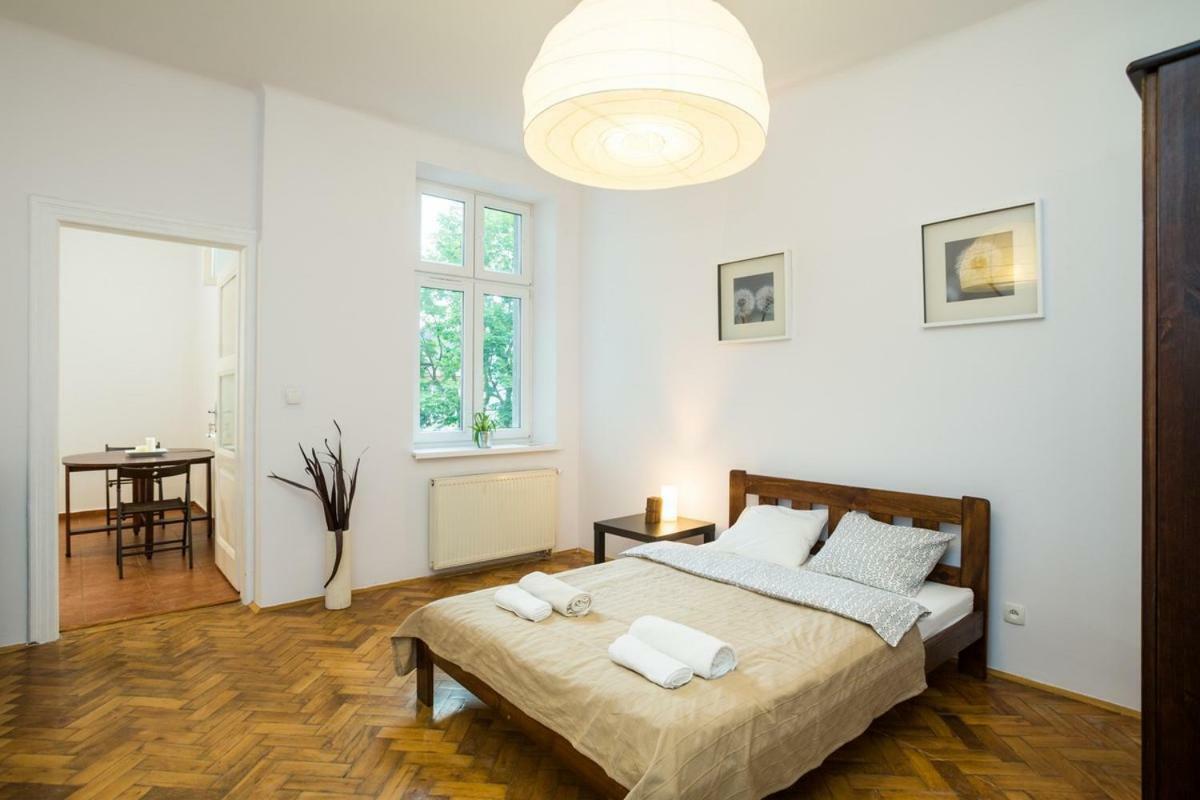 Dom Sapiehy Aparthotel Krakkó Kültér fotó
