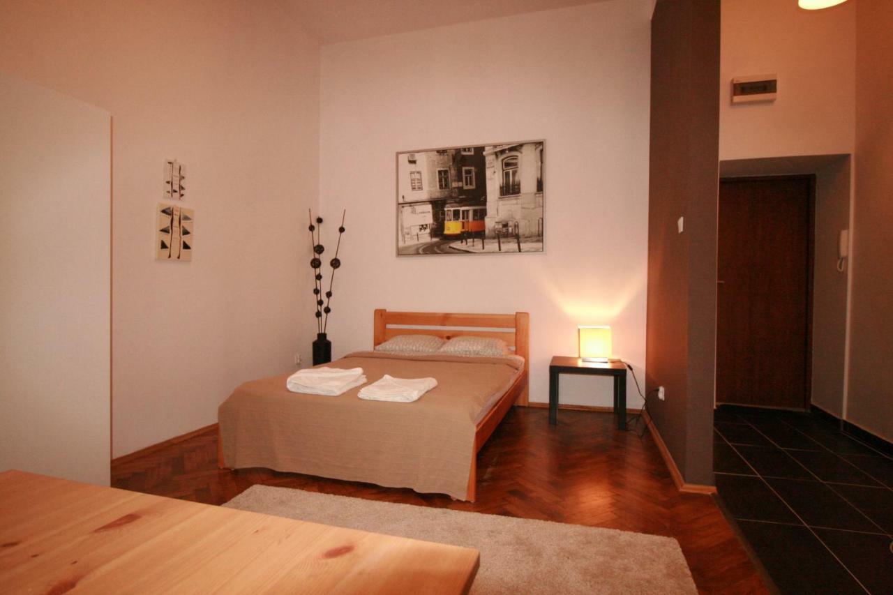 Dom Sapiehy Aparthotel Krakkó Kültér fotó