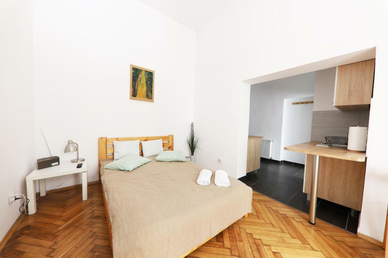 Dom Sapiehy Aparthotel Krakkó Kültér fotó